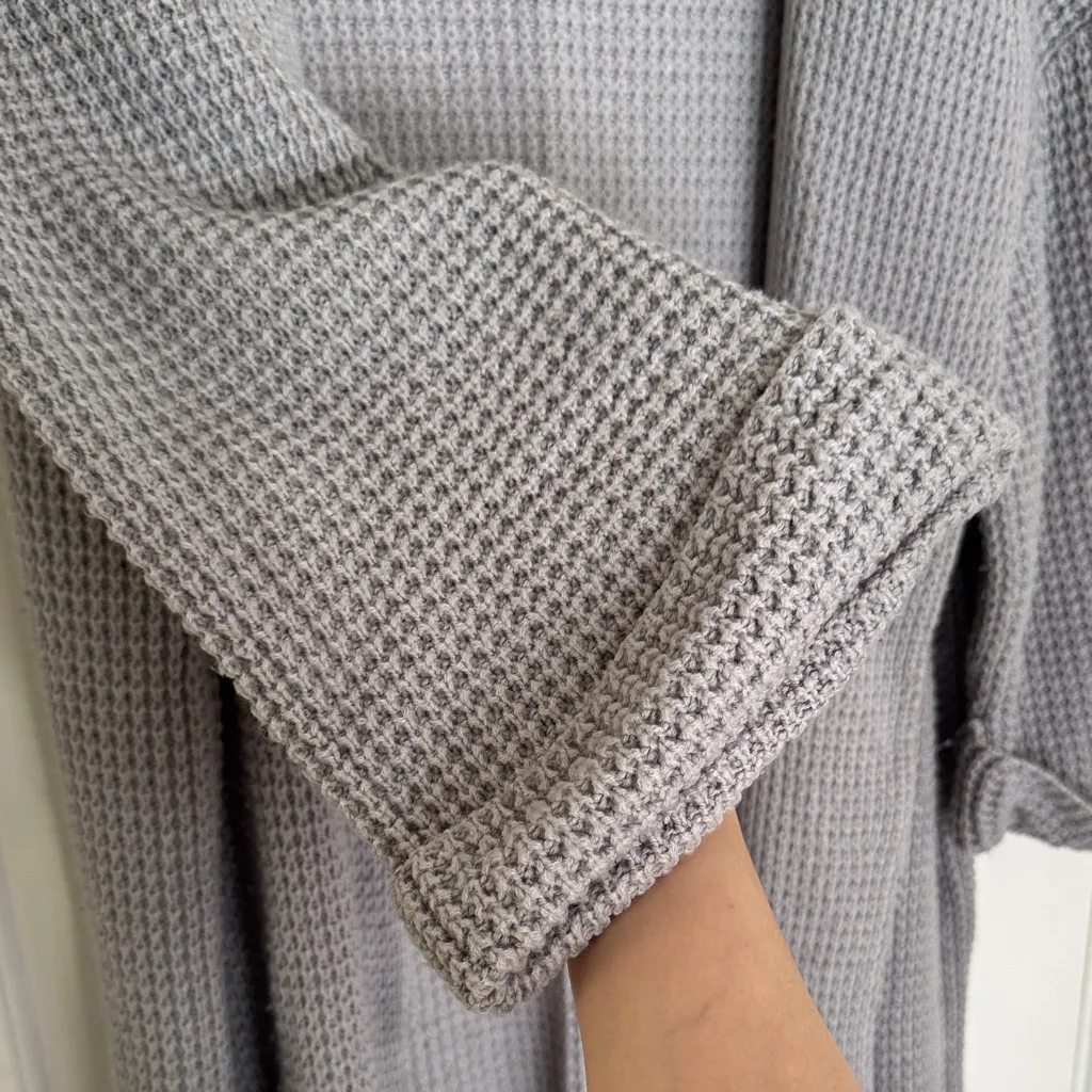 Naning9 Korean Oversized Light Gray Waffle Knit Cardigan - Image 3