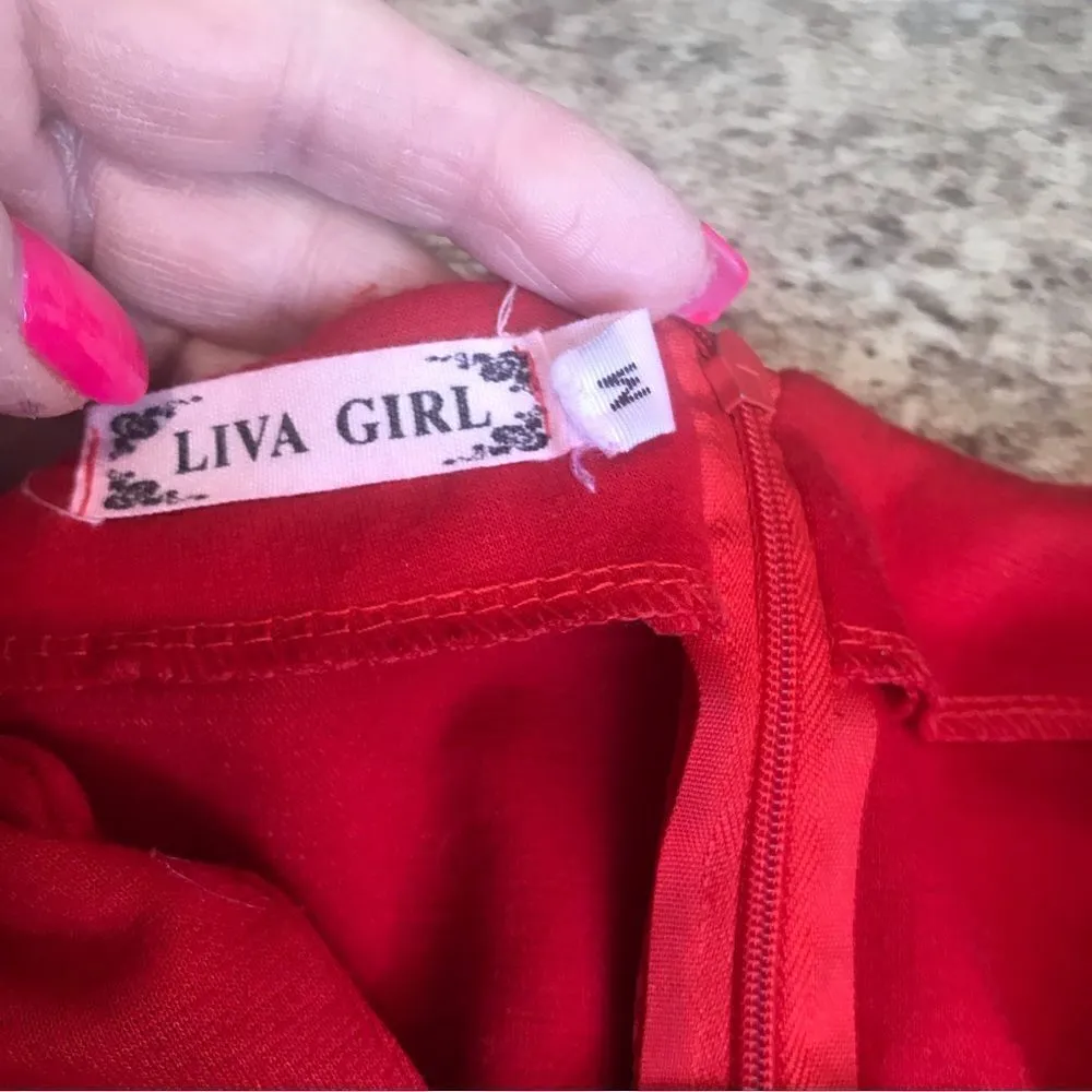 Liva Girls size medium red and black and white quarter slaves dress women’s - Image 8