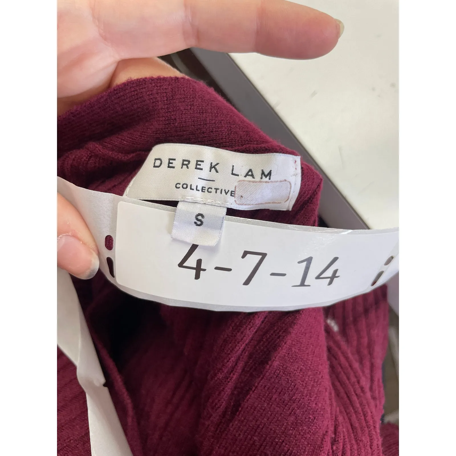 Derek Lam Sweater Womens Small‎ Red Henley Ribbed Knit Stretch V Neck - Image 9