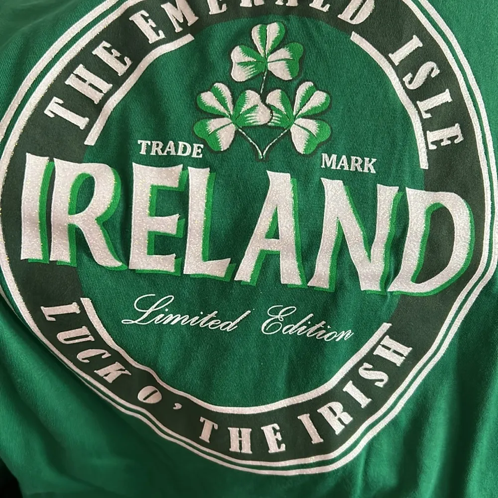 Ireland V Neck Tshirt, Large, NWOT - Image 6