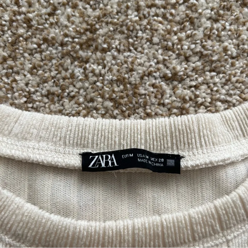 Zara Ribbed Ruffle Sweater Top Cinch Waist Long Sleeve Cream Size Medium - Image 9