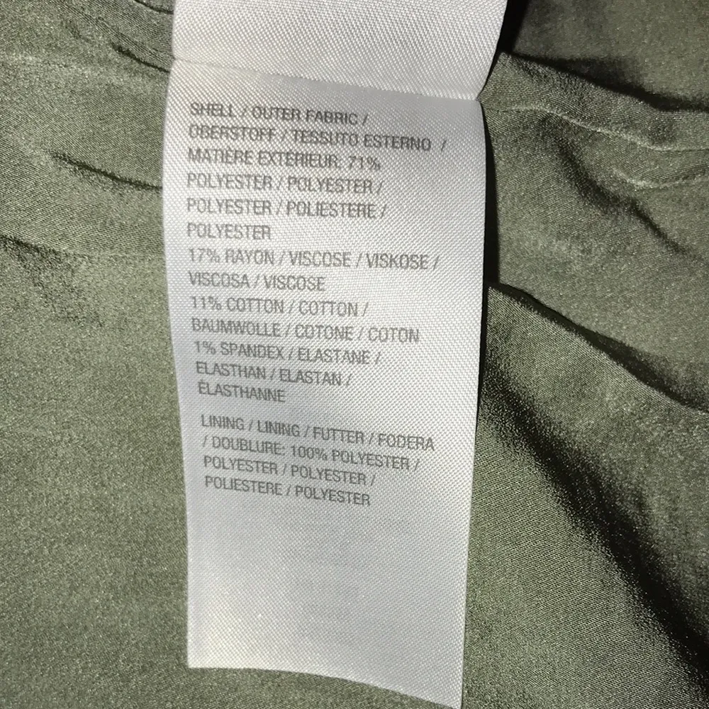 Women’s Green Quilted Jacket - Image 10