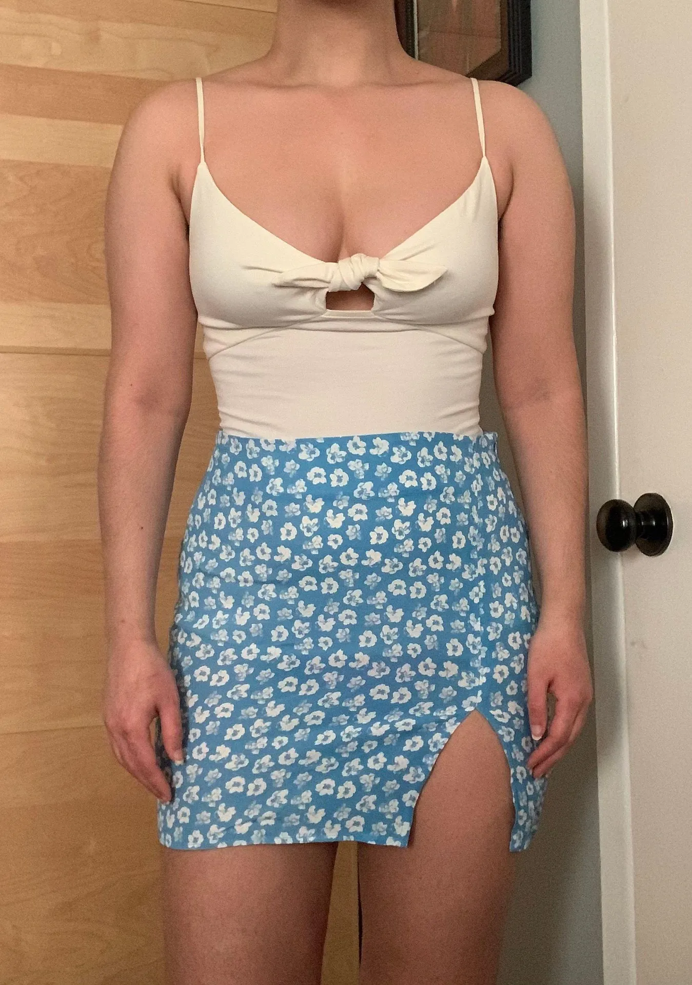 Tie Front knot bow stretch white Cami - Image 5