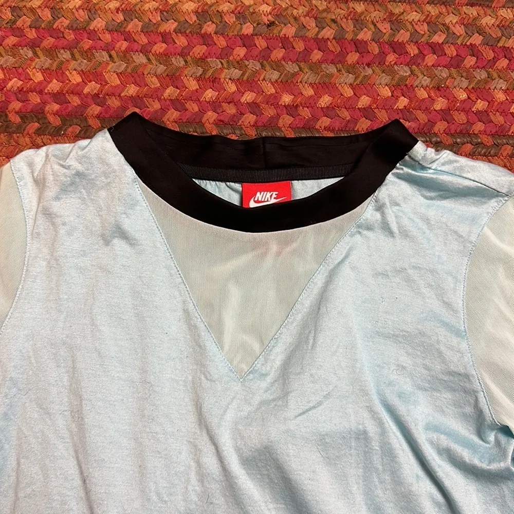 RETRO NIKE LIGHT BLUE MESH SLEEVE TEE SHIRTS - Image 4