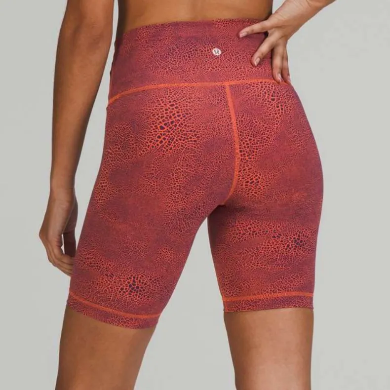 Lululemon Wunder Train High-Rise‎ Short 8"
Crackle Glaze Vintage Orange Larkspur - Image 2
