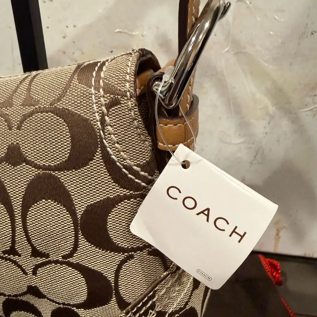 Vintage Coach Soho Signature Flap Shoulder Bag 10602 Rare 2006 NWT Khaki Camel - Image 13