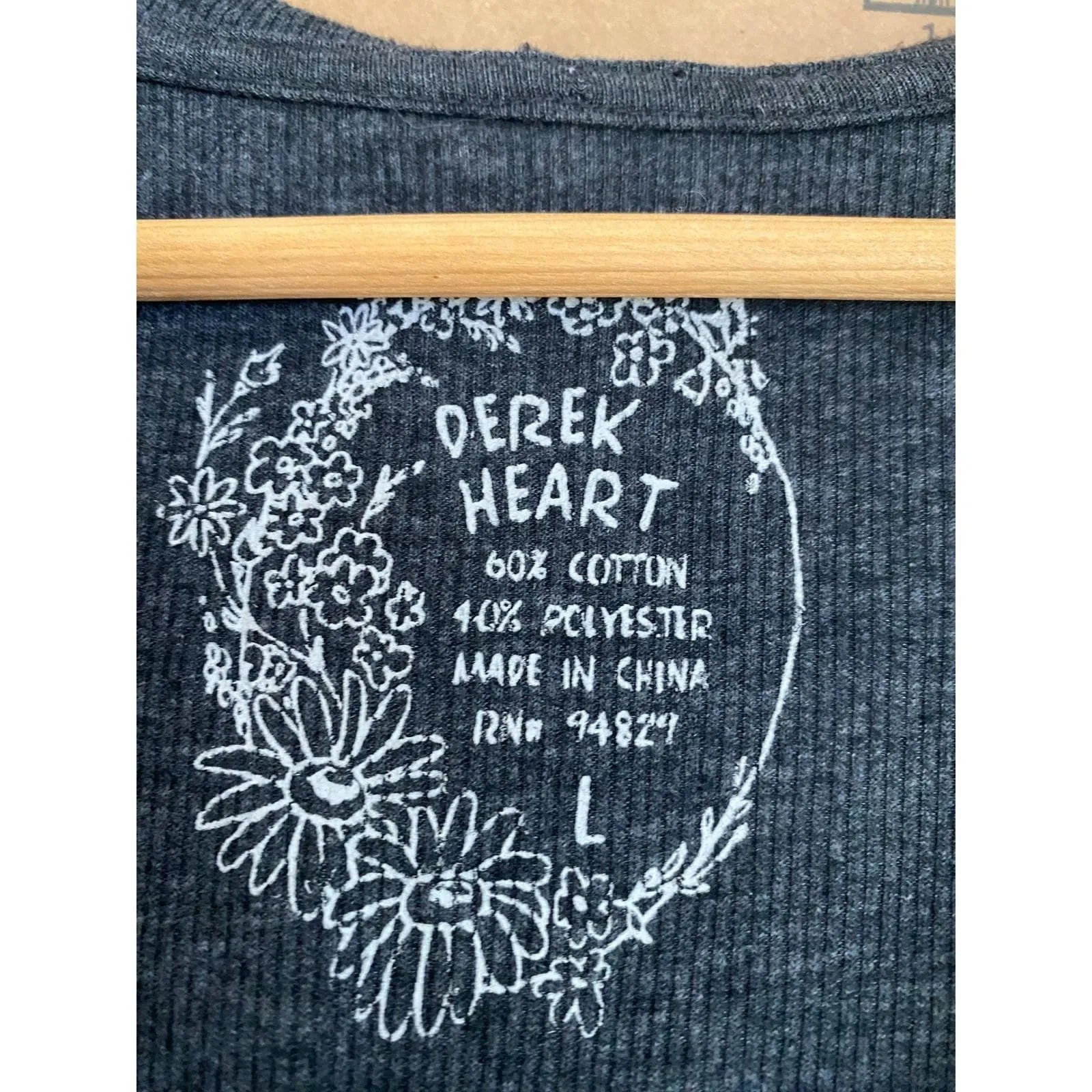 Derek Heart Y2K Rib Knit Hooded Lace Gray Henley Top Large Skater Mall Glam 2000 - Image 3