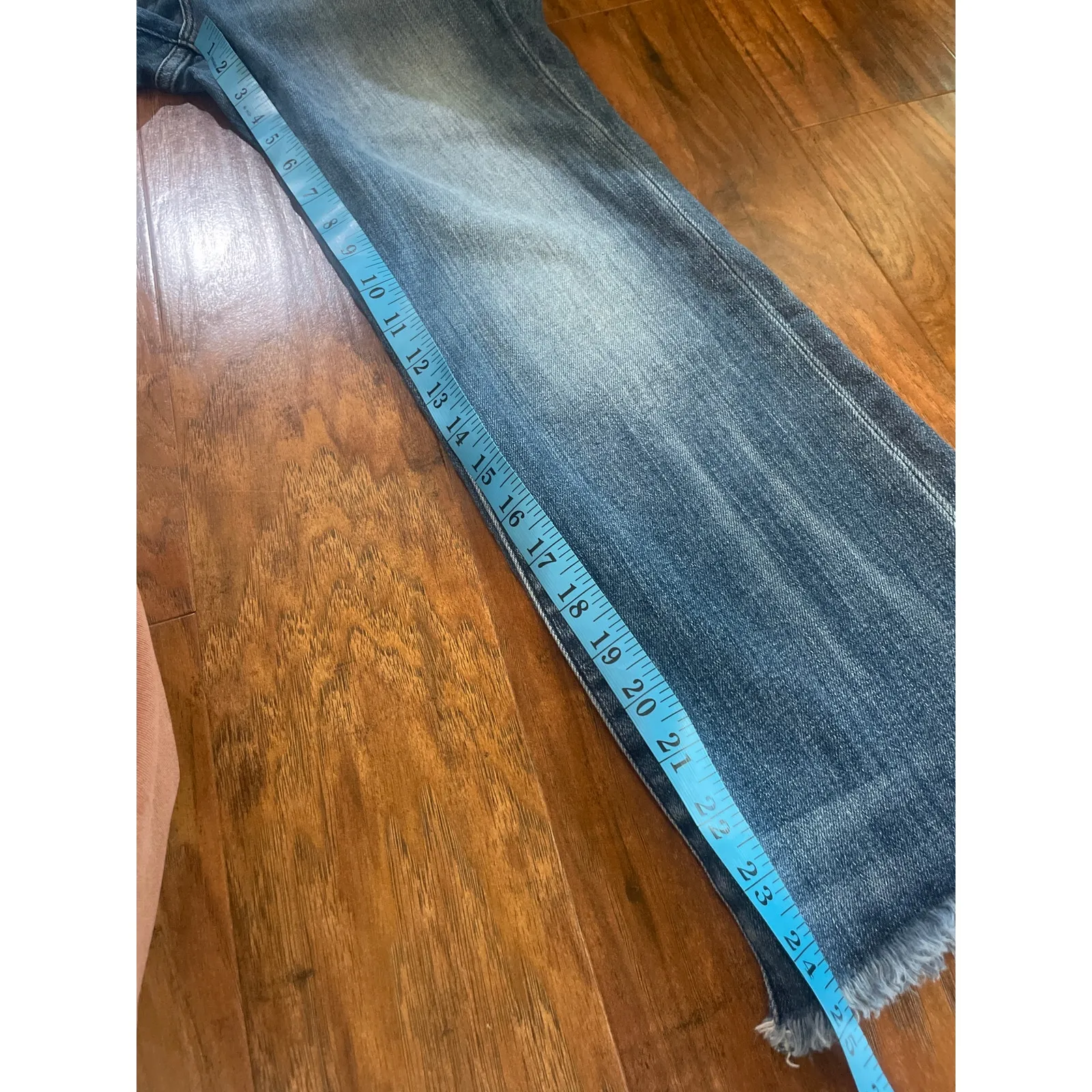 AYR The Bomb Pop Jeans SUSTAINABLE FASHION Size 28 S Frayed Hem Mid High Rise - Image 6