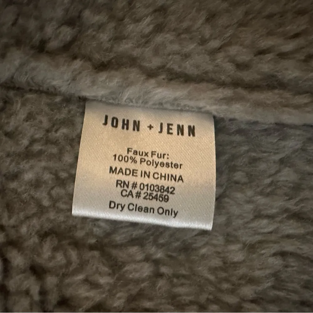 NWT John + Jenn Women’s Coat Long Open Front Sherpa Grey Size M - Image 6