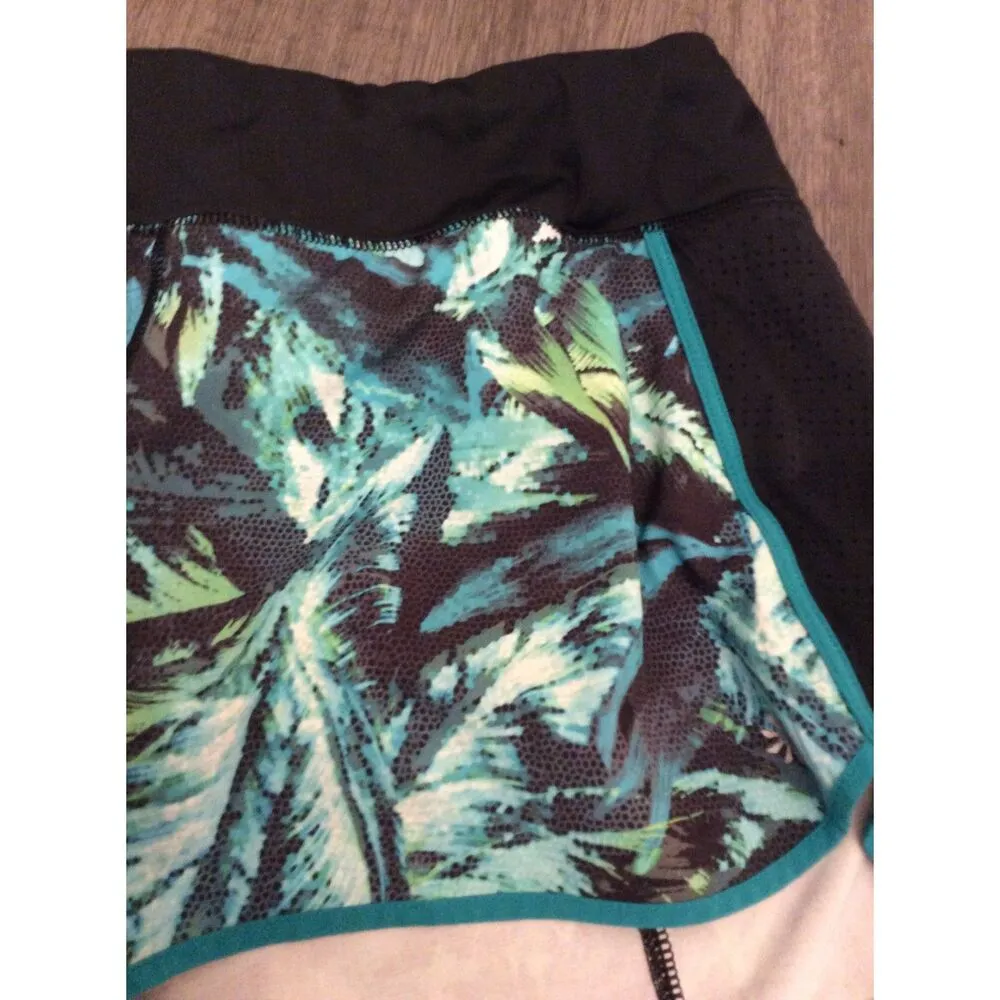 Athleta Medium M Print Racer Short Workout lined Tropical - Image 4