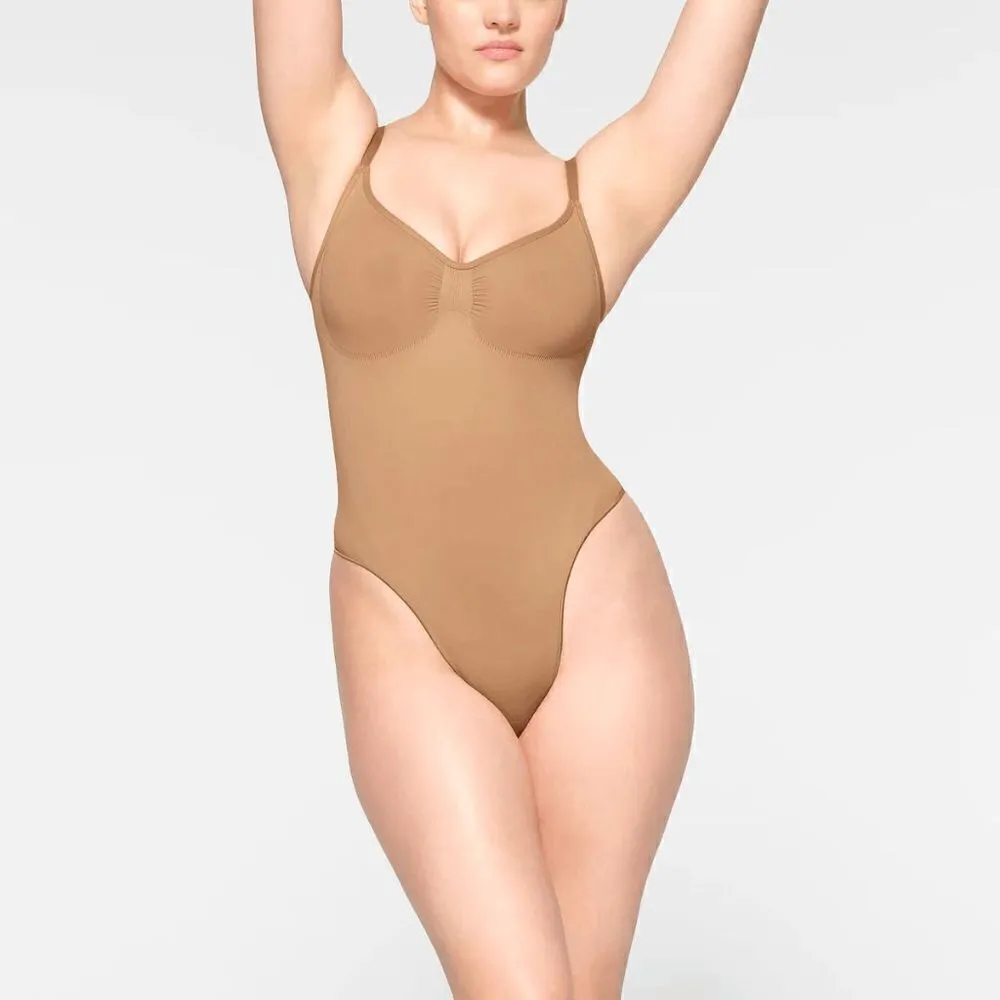 SKIMS Seamless Sculpt Thong Bodysuit, Tan Ochre, S/M NWOT - Image 5