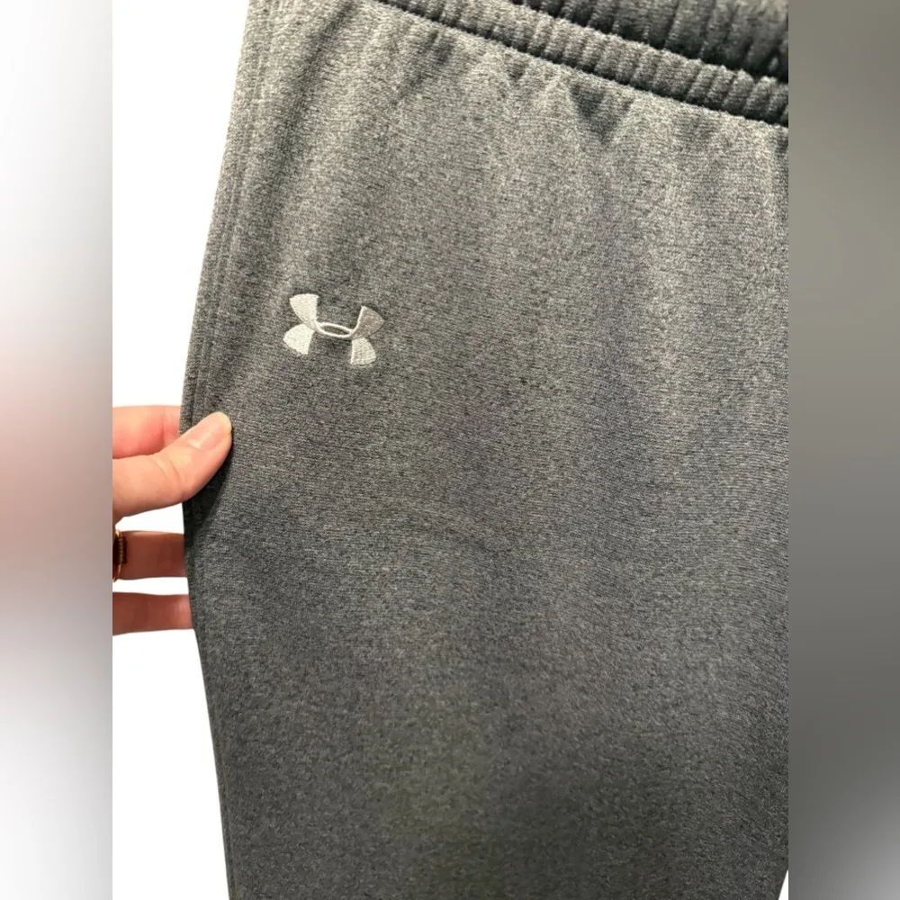 Under Armour Women’s Semi Fitted Gray Sweatpants Size Large - Image 2