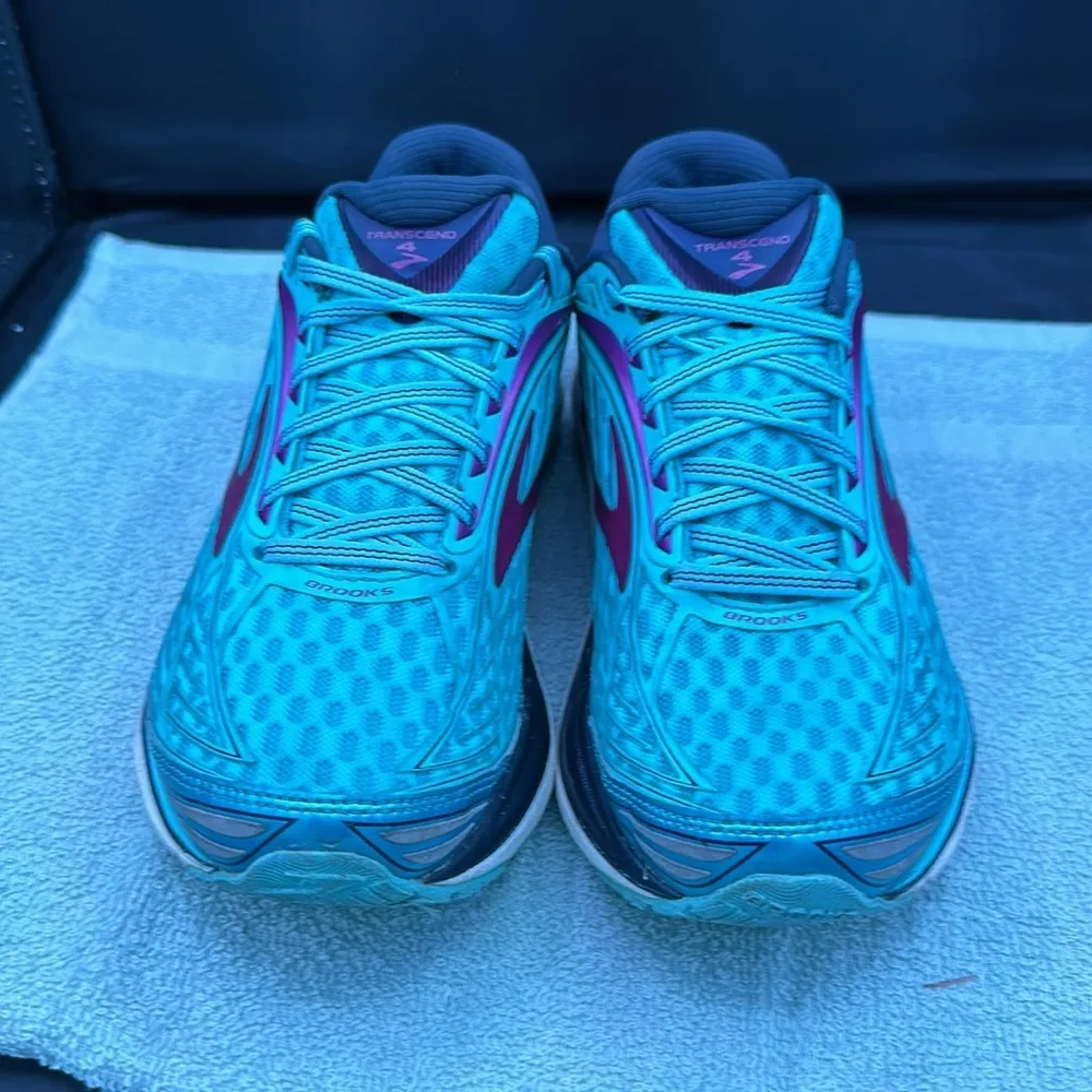 Brooks ascend 4 guiderails - Image 2