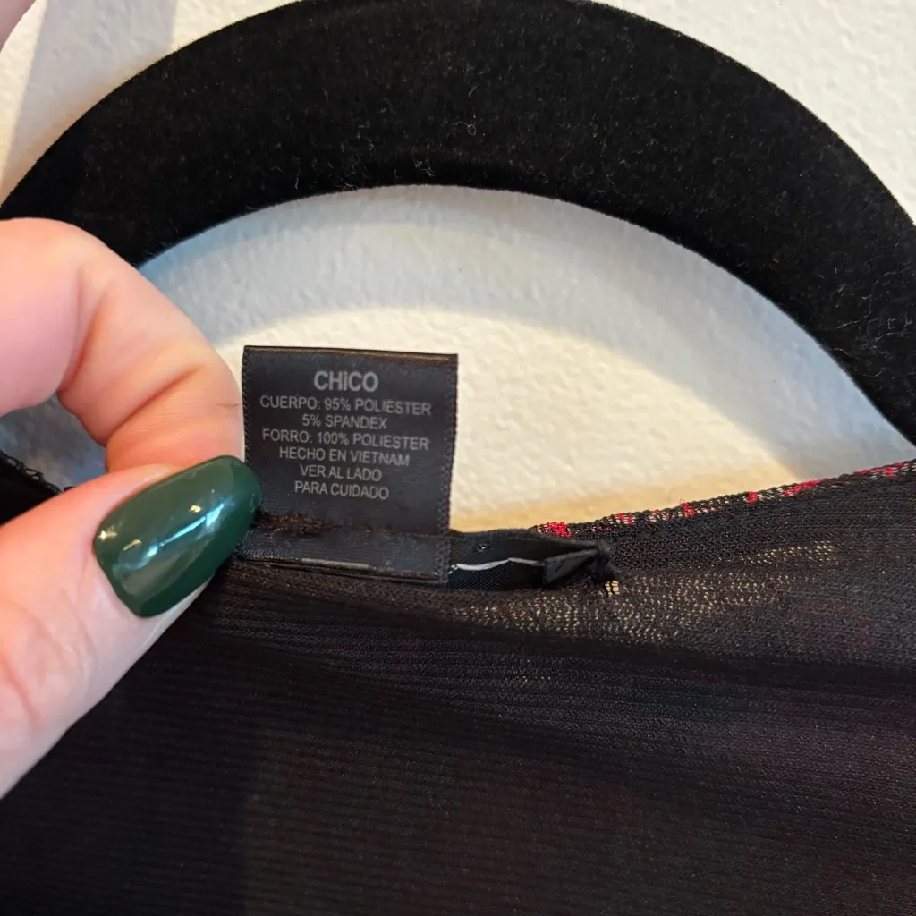 Kiara Euro Lace Fairy Whimsy Red Black Lace Women's Top Size Medium Lined Bodice - Image 4