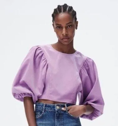 UNWORN  Puffy Sleeve Top - Image 2