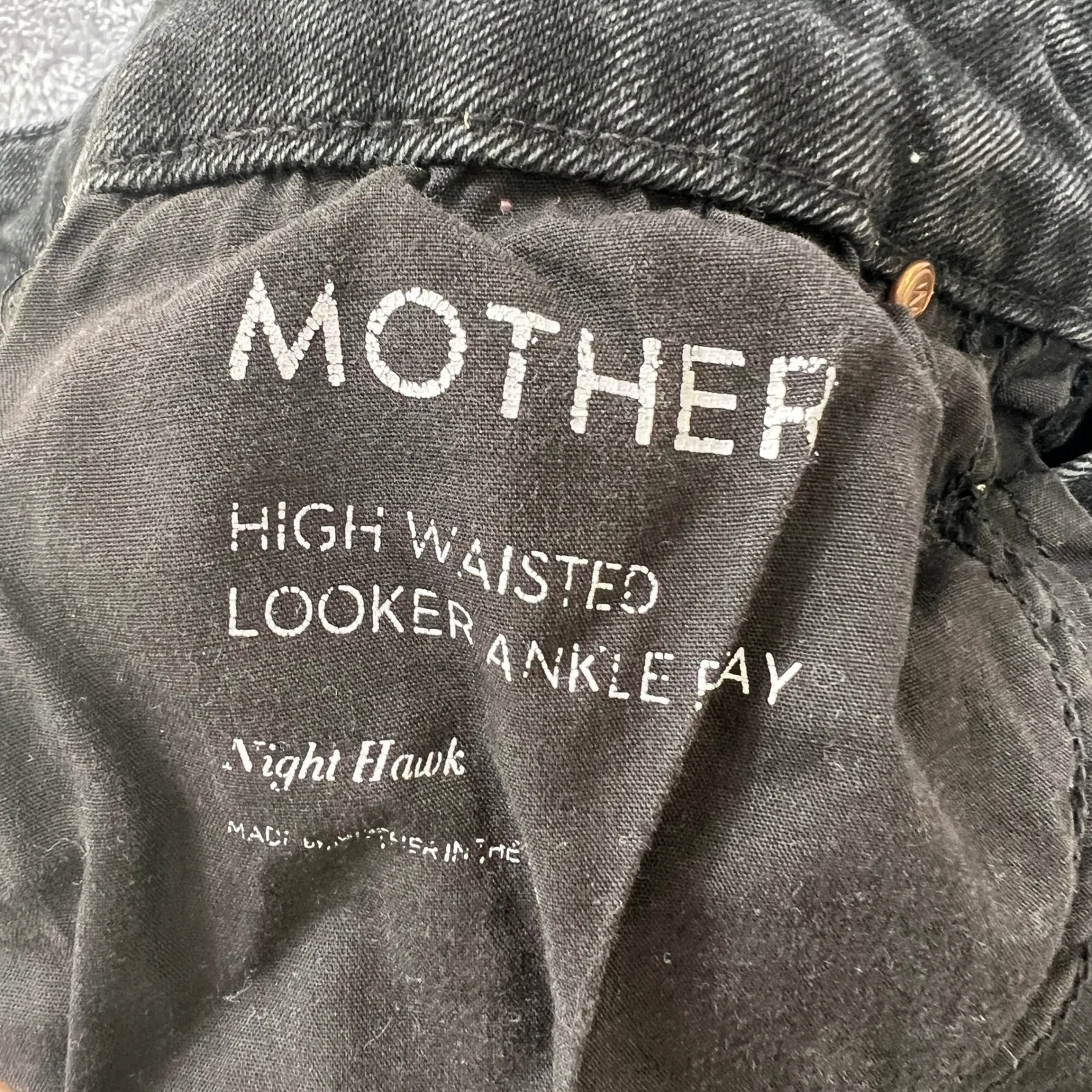 MOTHER High Waisted Looker Ankle Jeans Women 27 Night Hawk Black Raw Hem Chic - Image 5