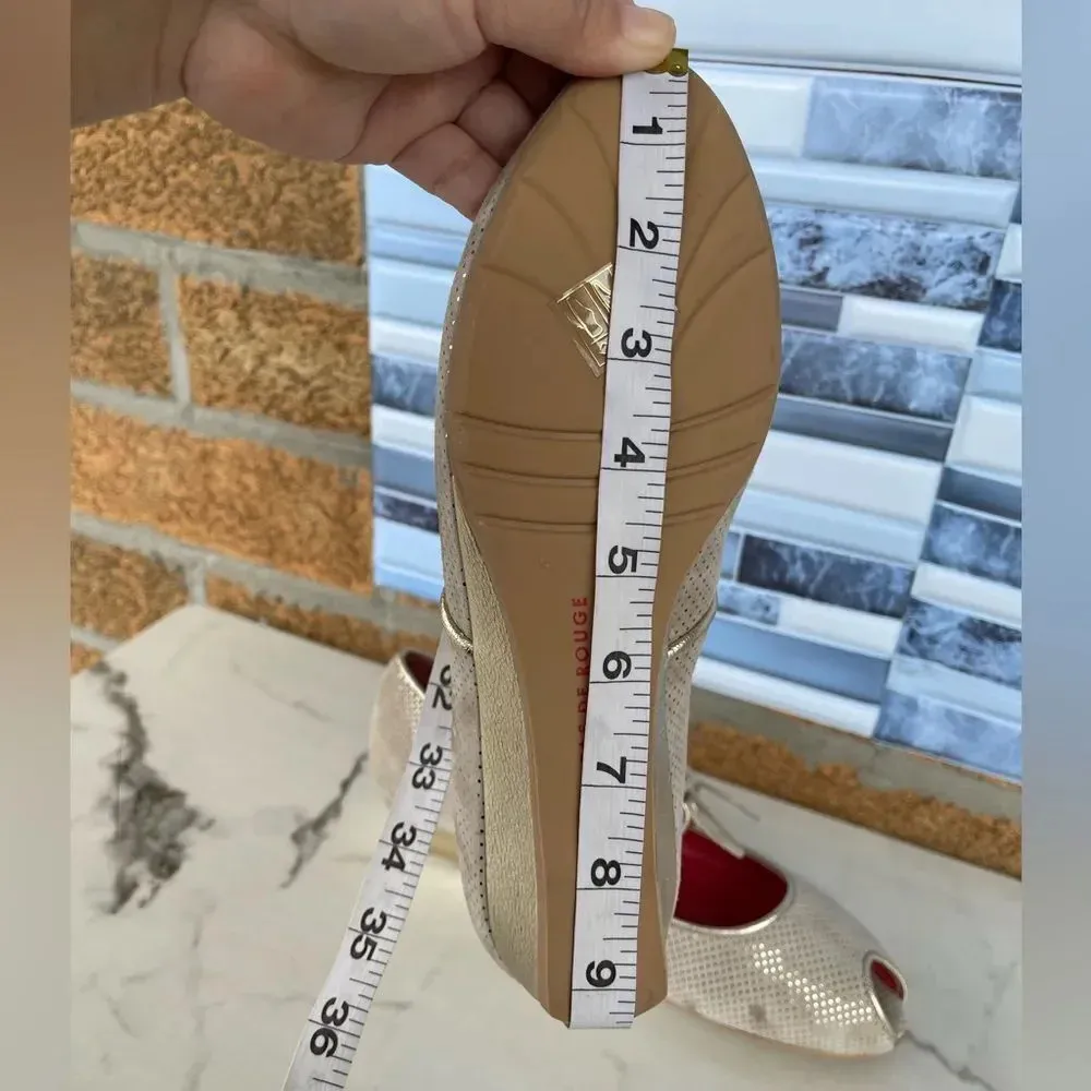 Pas de Rouge open toe shoes size 39 /8.5 Gold - Image 12