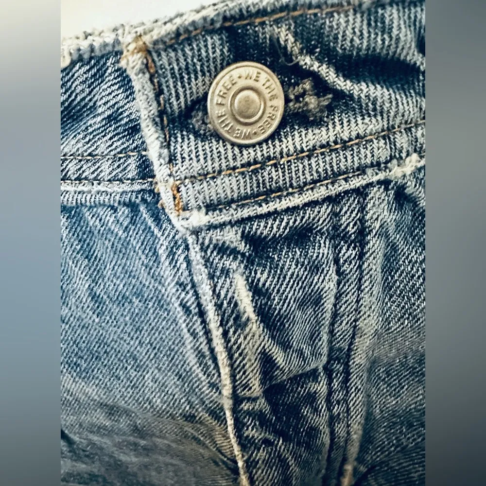 Free People We The Free Denim Distressed Pencil Skirt With Slit Button Fly Sz 29 - Image 4