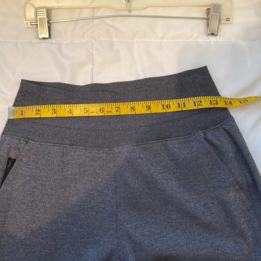 Athleta Venice Jogger, Size XS - Image 10