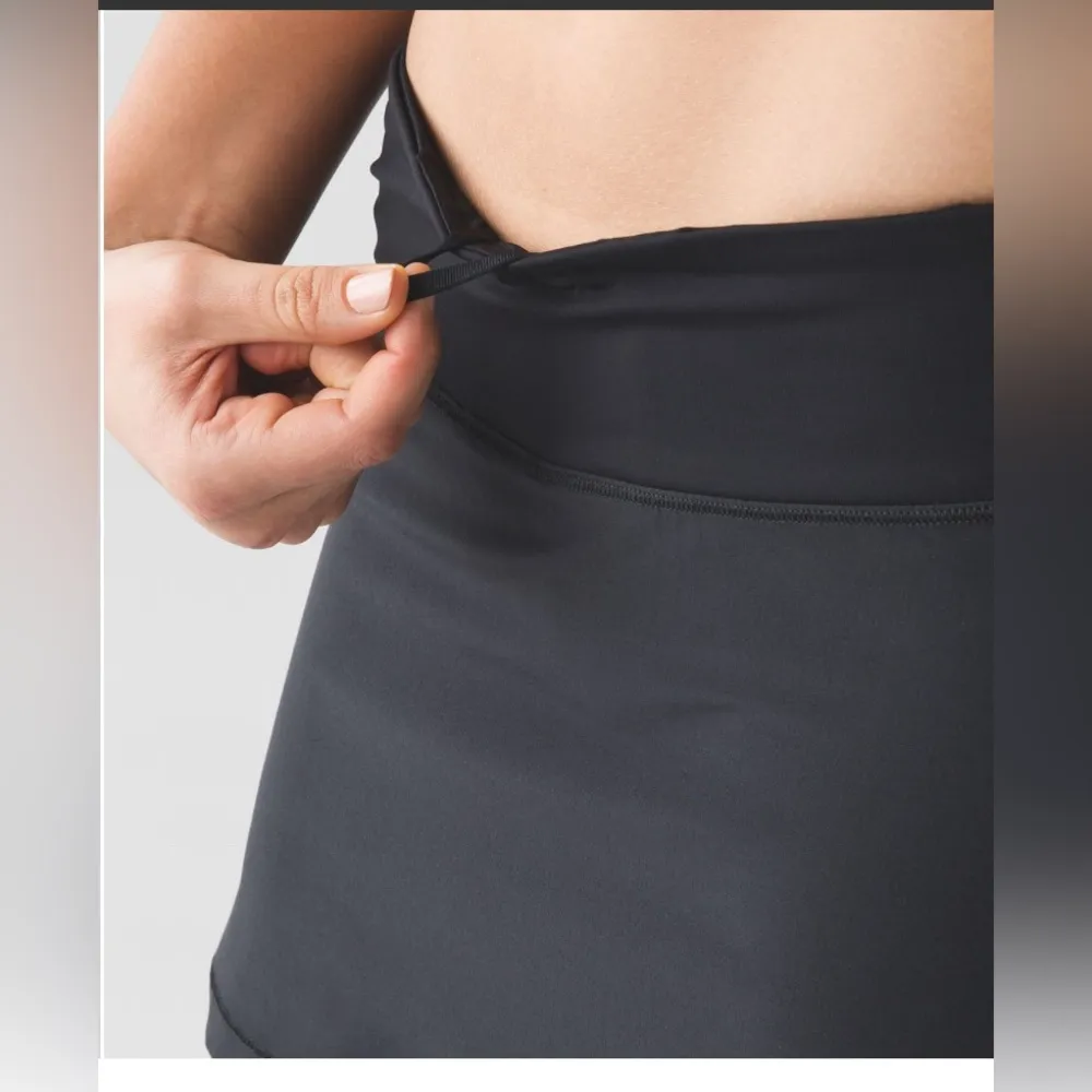 Lululemon Circuit Breaker Skirt Black Size 2 - Image 4