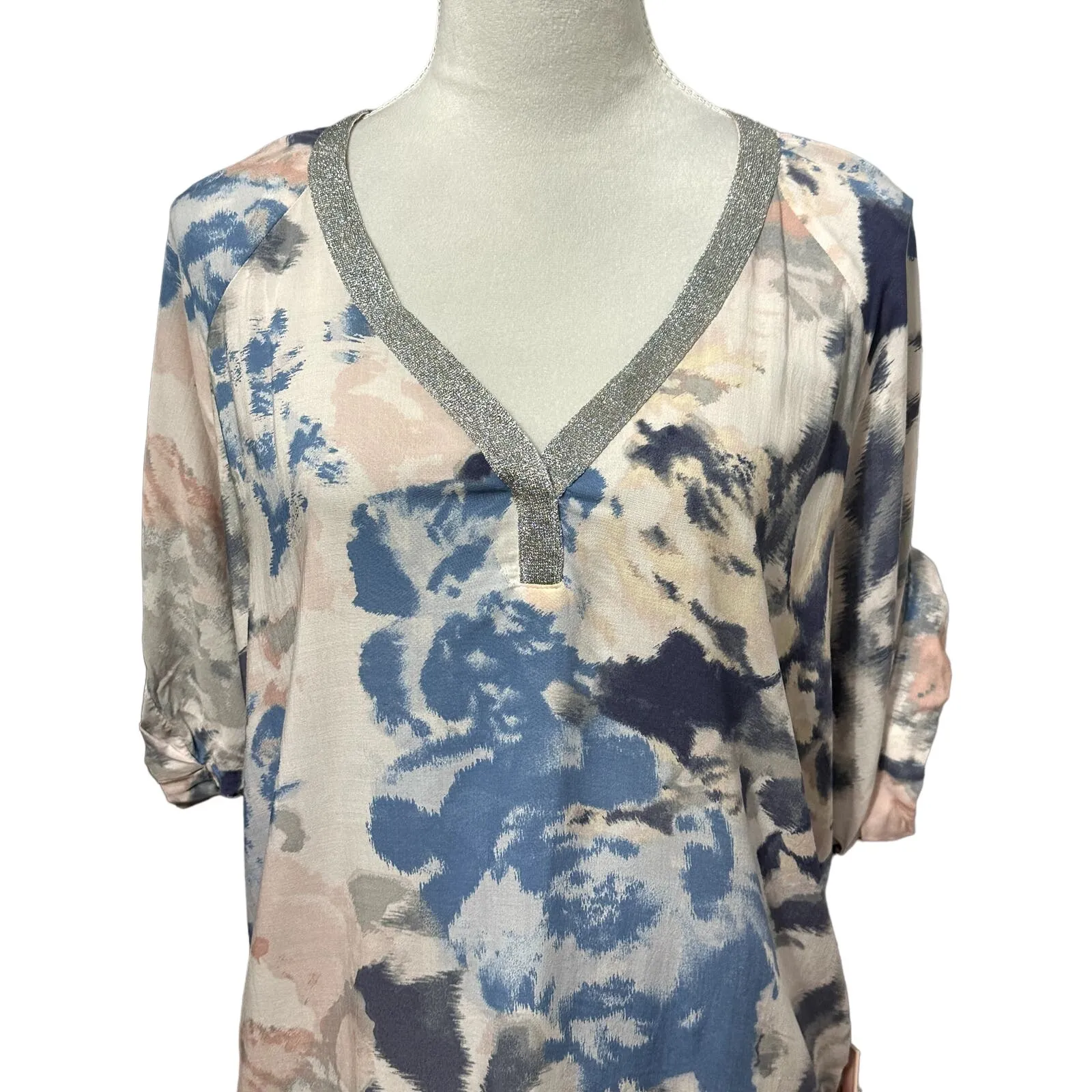 Juicy Couture Floral Blouse V-Neckline 3/4 Sleeve Lightweight Knit Pink W M NWT - Image 2