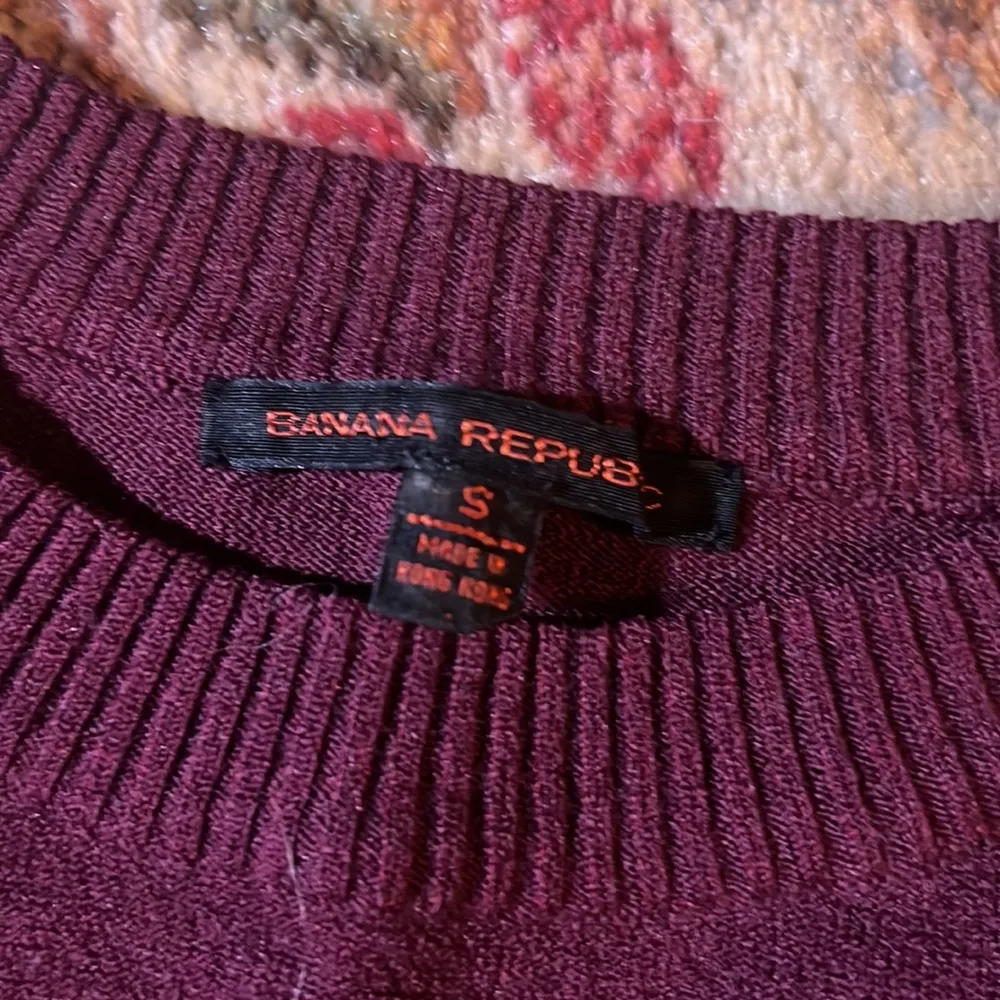 Banana Republic sweater - Image 2