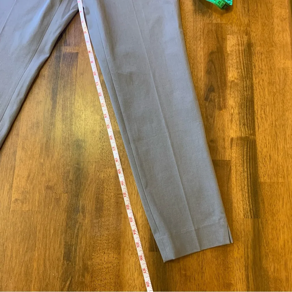 Crown & Ivy size 6 NWT Cary chino pants gray stretch tapered pants. - Image 7