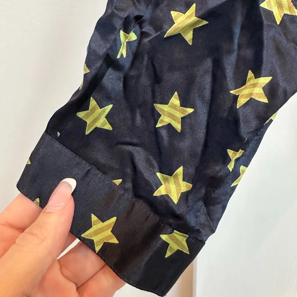 Vintage Kasper A.S.L  80’s 100% Silk Navy and Yellow Star Print Blouse Size 8 M - Image 4