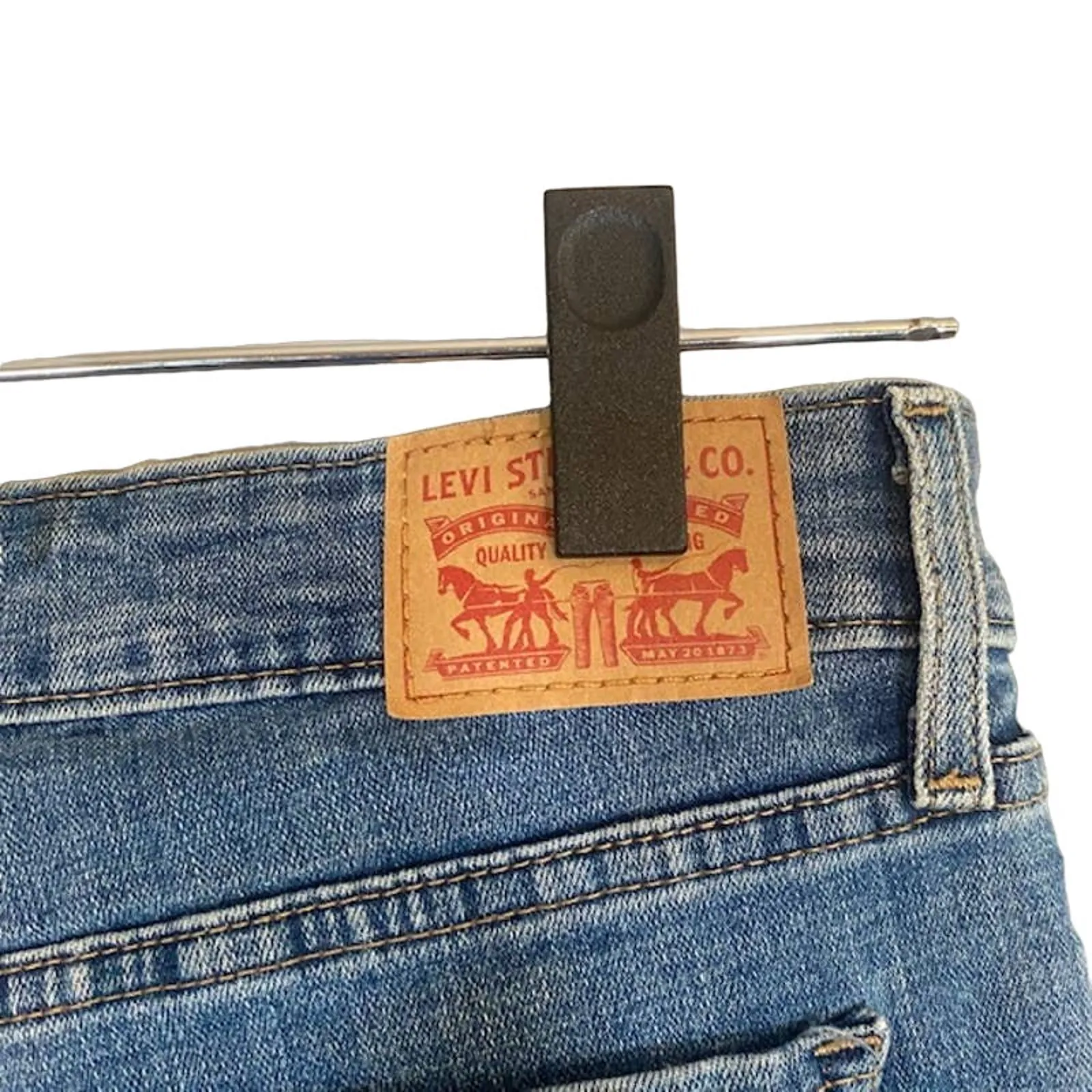 Levi’s 711 Women’s Skinny Distressed Ripped Denim Jeans Size 28 - Image 7