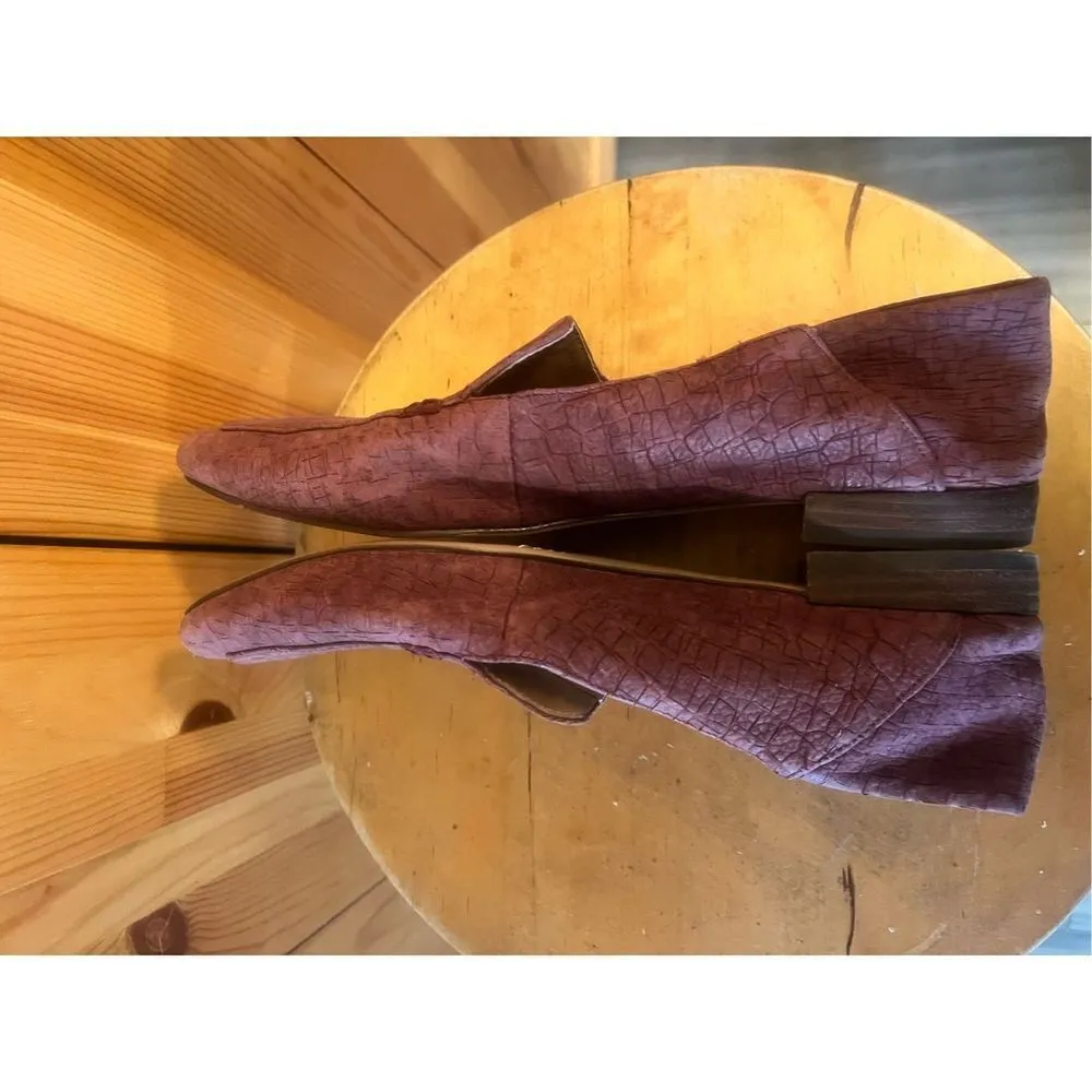 CC Corso Como Women's Cc-Chrissa Loafer Size 8.5 berry - Image 6