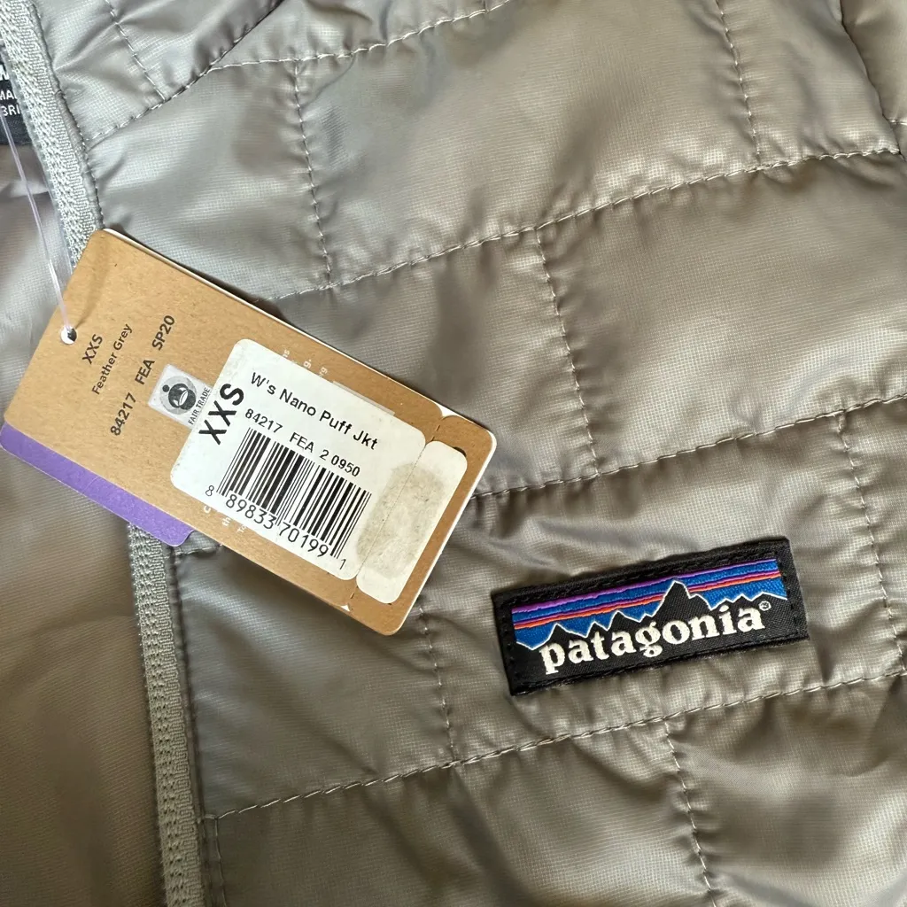 Patagonia Women’s Sz XXS Nano Puff Jacket in Feather Grey New NWT - Image 5