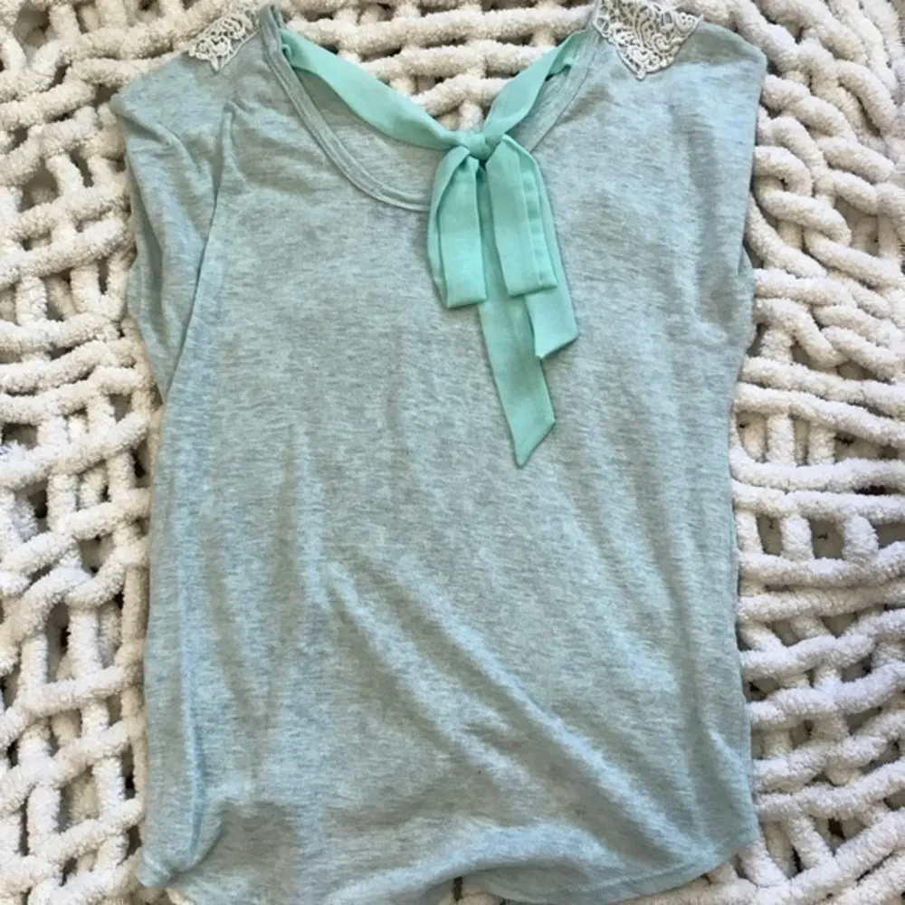 Mint Green Lace Top with Bow on Back (Sz L) - Image 3