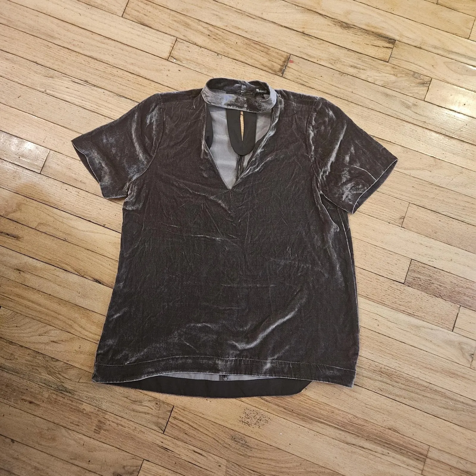 Madewell Velvet Keyhole Blouse - Size‎ S, Charcoal Gray Top - Image 2