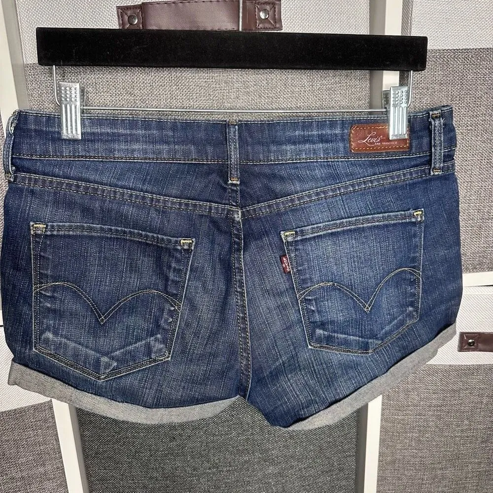 Levi’s Demi Curve Cuffed Shorts Size 29 - Image 4