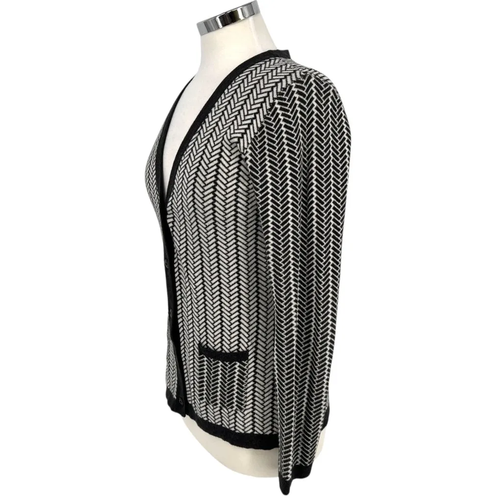 Margaret OLeary Chevron Black White V-Neck Button Cardigan Sweater Size Medium - Image 3