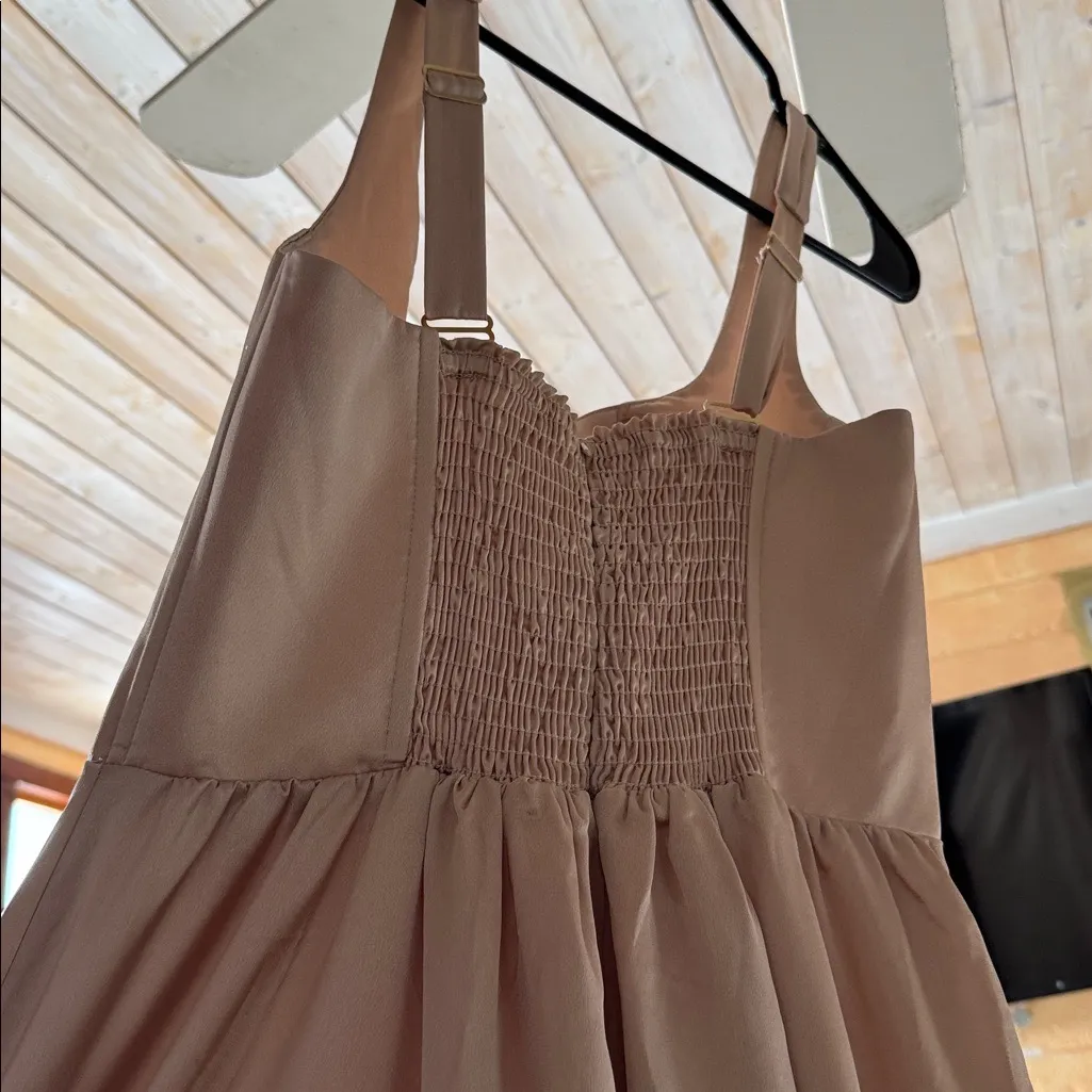 show me your MuMu Nina maxi dress in champagne colors boning on top - Image 3