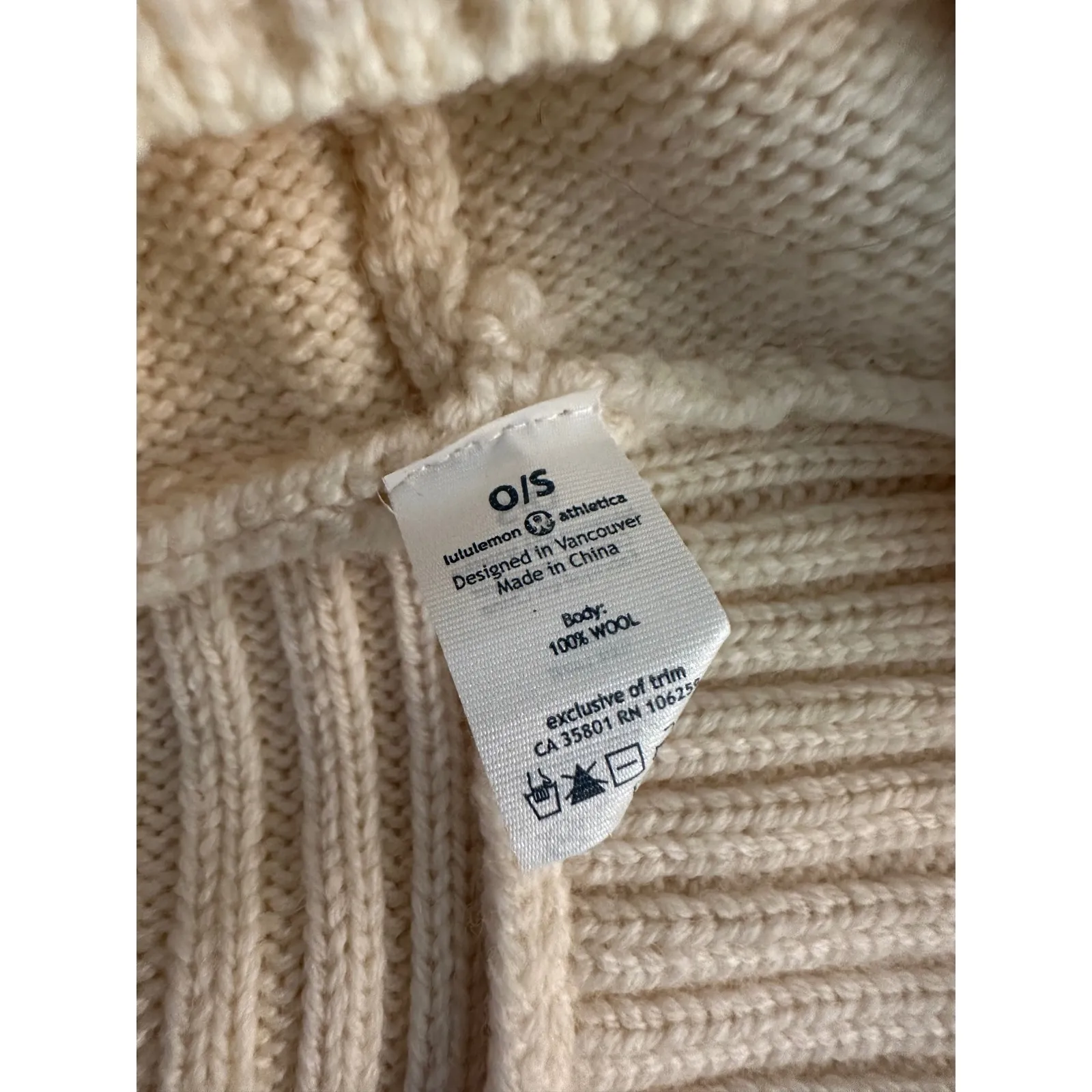 Lululemon Apres‎ Sickie Scarf Shawl Polar Cream Wool Hoodie Ivory RARE One Size - Image 3