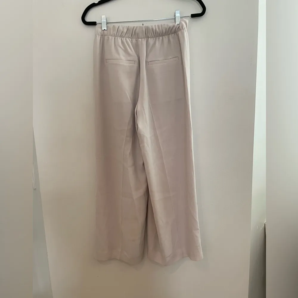 Vince  Beige High Waist Wide Leg Elastic Waist Pull-on Crepe Trousers Size Small - Image 3