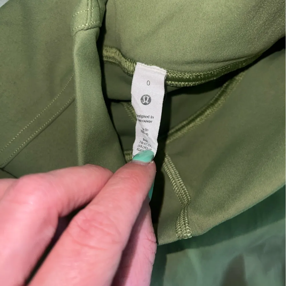 Lululemon Instill HR Tight 25” Pant Legging Size 0 BRZG Bronze Green - Image 4