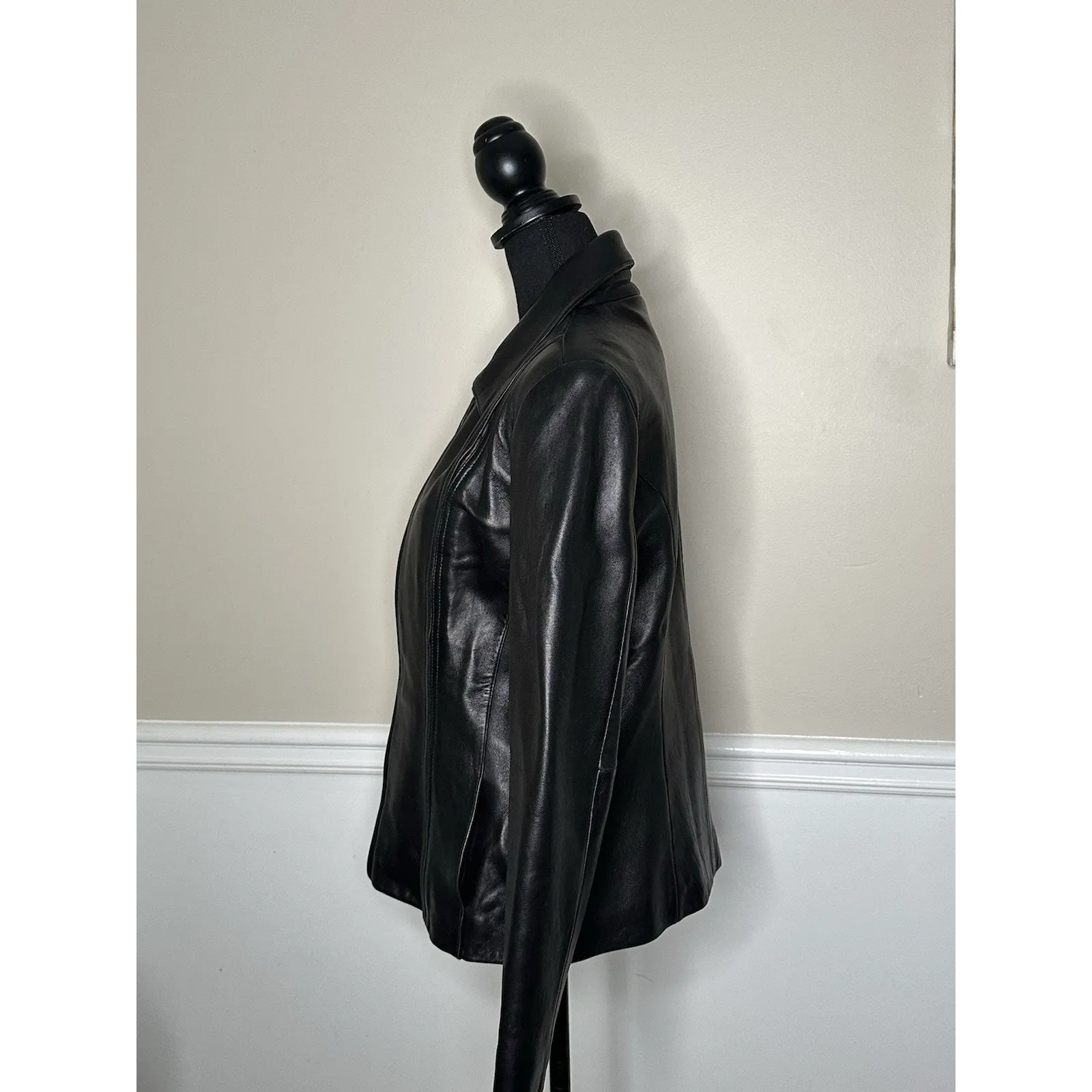 Jones New York Women’s Black Leather Coat Size Medium - Image 3