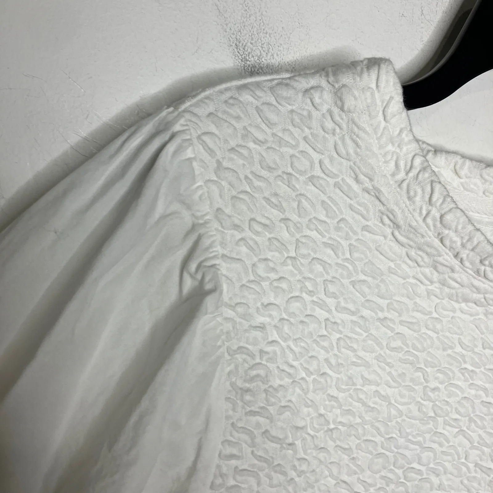 Anthropologie Porridge white texture long sleeve sweatshirt blouse women medium - Image 6