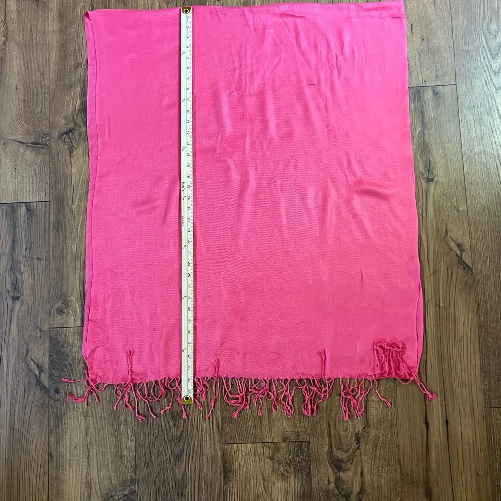 Pink shawl scarf Fringe edges 27”x70” - Image 6