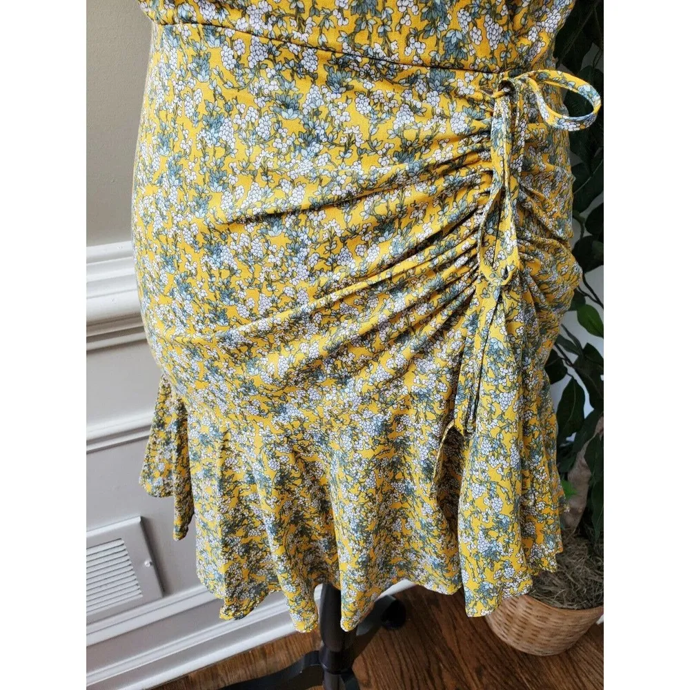 BB Dakota Steve Madden Yellow Polyester V-Neck Short Sleeve Knee Length Dress S - Image 4