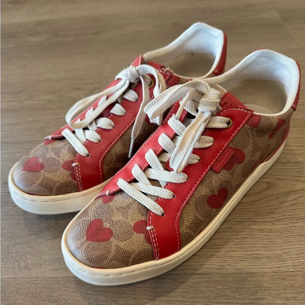 Coach Lowline Low Top Sneakers In Signature Canvas With Res Heart Print Sz 8.5 - Image 2