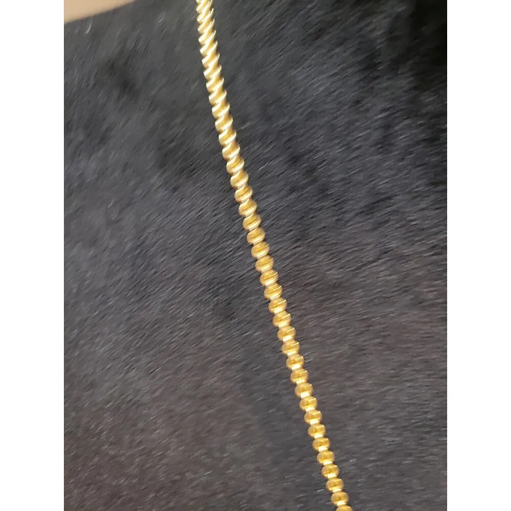 Womens Gold Tone Anne Klein Lion Head Square Pendant Necklace /Spring Ring Clasp - Image 5