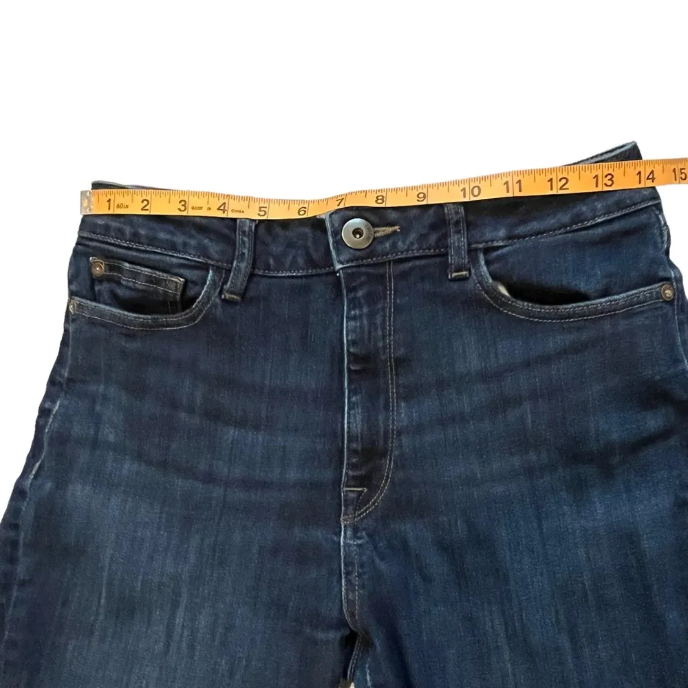 DL1961 Smart Denim Distressed Farrow High Rise InstaSlim Ankle in Gossip - Image 8