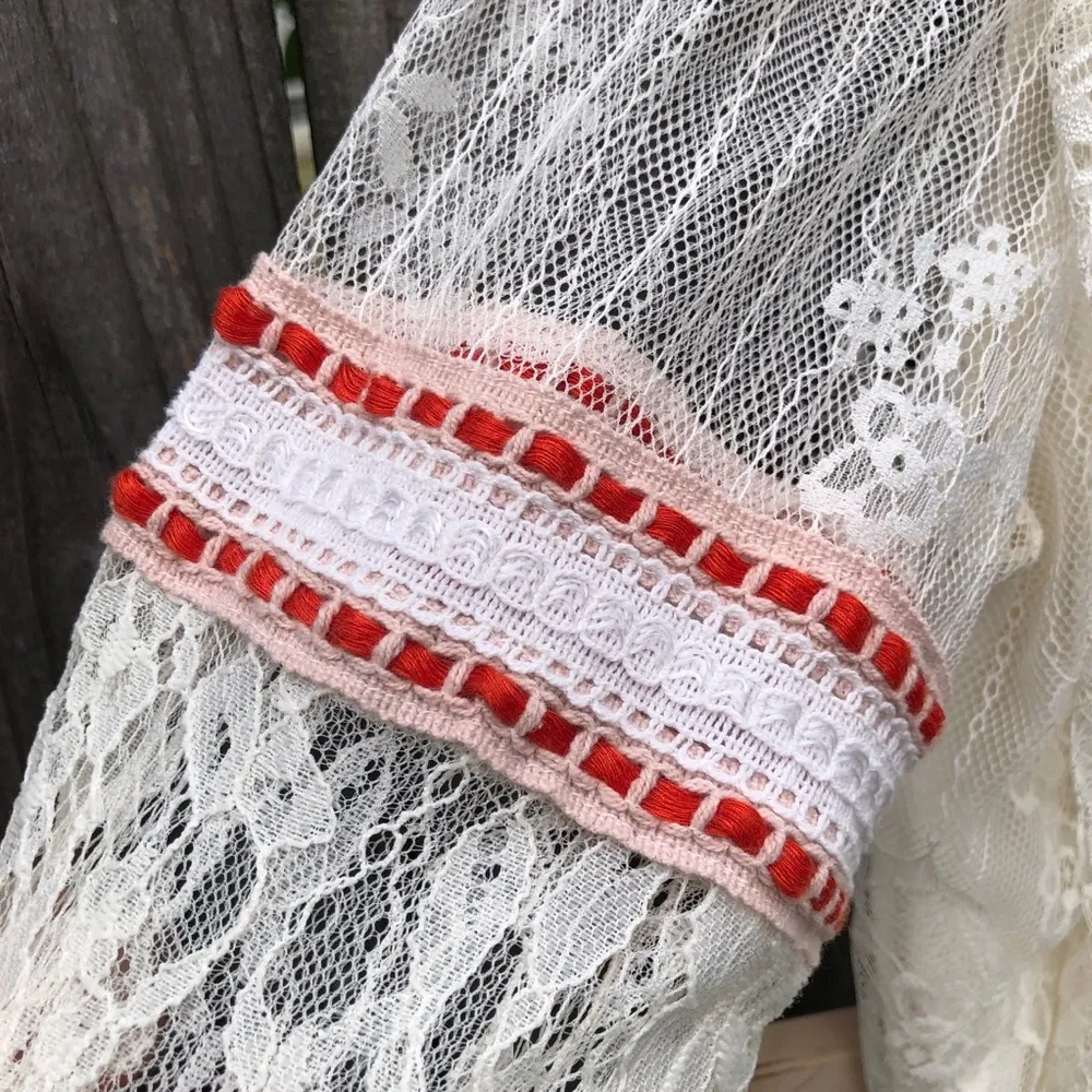 Anthropologie Bl-nk London Tali Embroidered Lace Top XS - Image 10