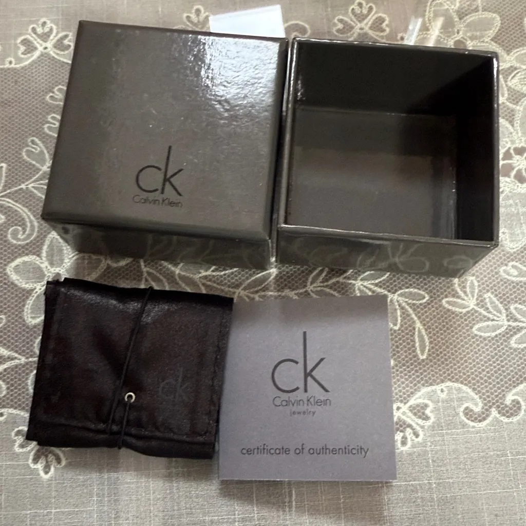 Calvin Klein  Silver Spin Ring - Image 3