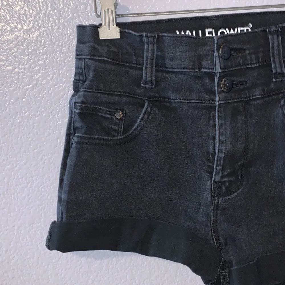 Wallflower black double button the sassy high rise shorts - Image 2