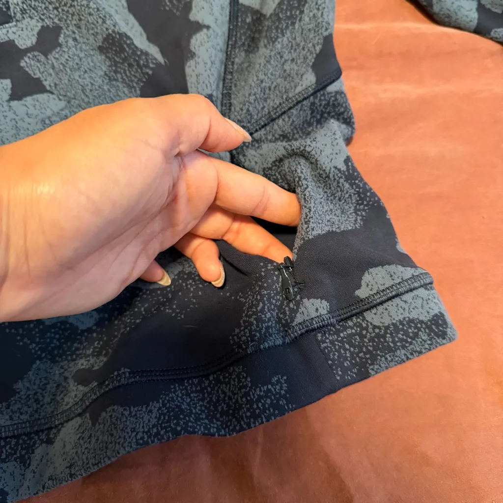 lululemon athletica Blue and Gray Camo half zip - Image 6